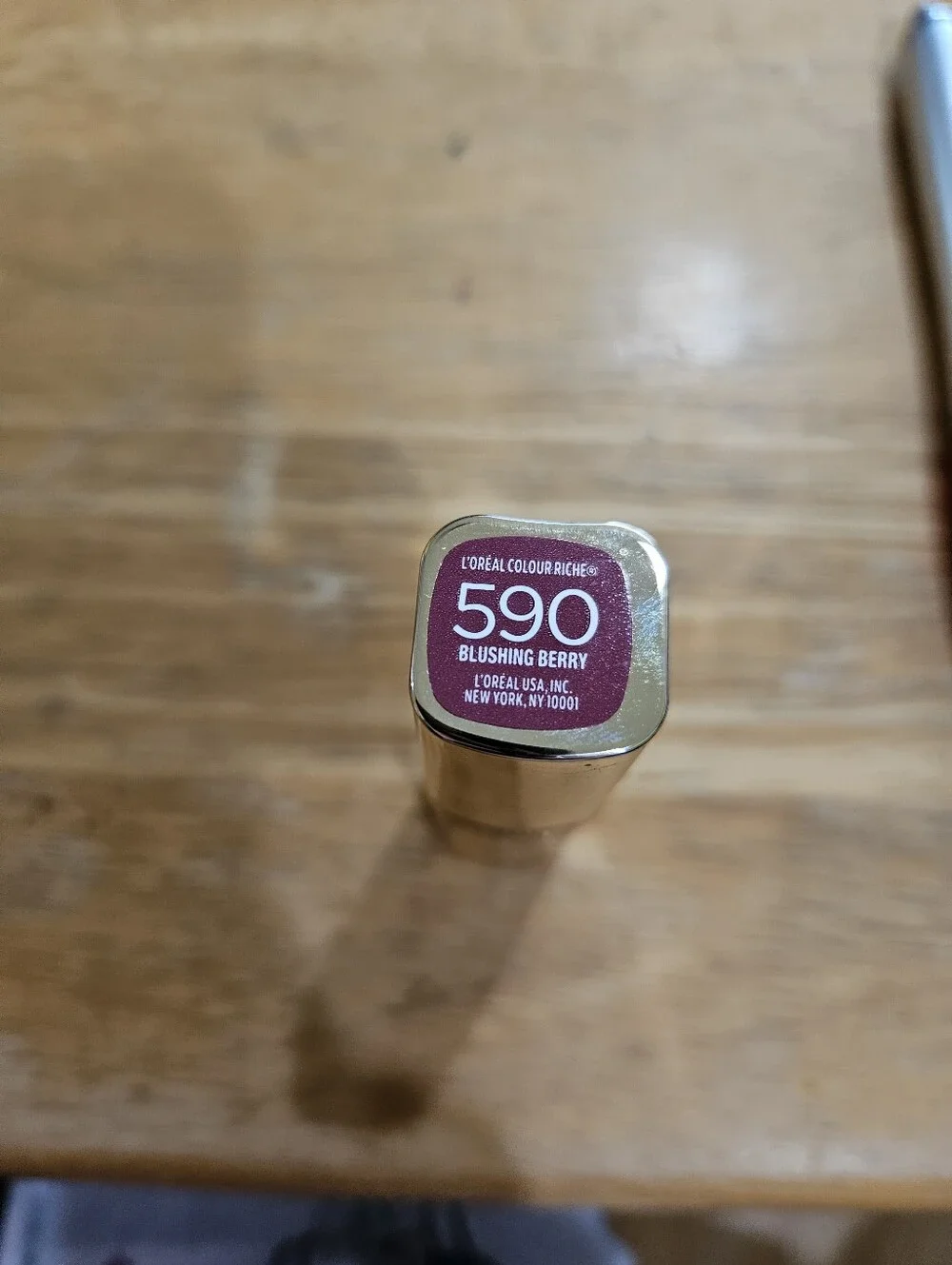 N/A lipsticks avon